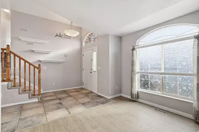 2204 E View Dr, South Weber, UT 84405 - Photo 4