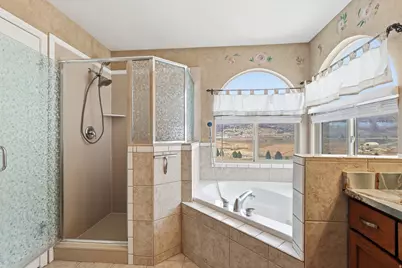 2204 E View Dr, South Weber, UT 84405 - Photo 18