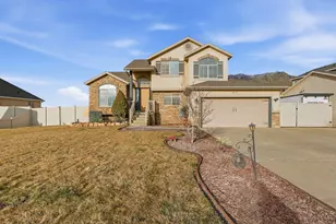2204 E View Dr, South Weber, UT 84405 - Photo 38