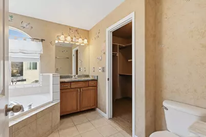 2204 E View Dr, South Weber, UT 84405 - Photo 16