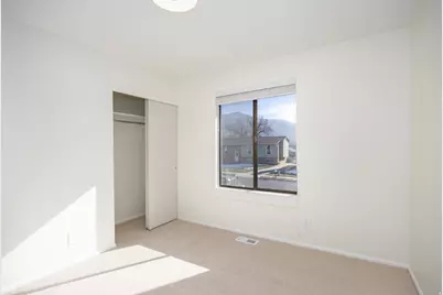 2203 E 1200 N, Layton, UT 84040 - Photo 18