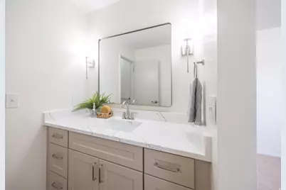 2203 E 1200 N, Layton, UT 84040 - Photo 16