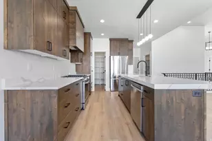 710 E Mountain Road N, North Ogden, UT 84414 - Photo 10