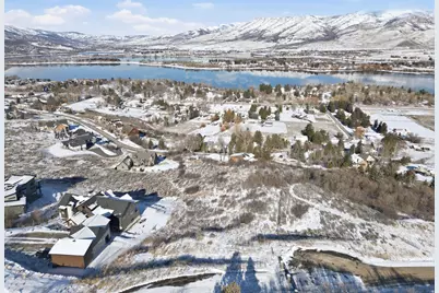 1316 S Via Monaco Dr. E #38, Huntsville, UT 84317 - Photo 2