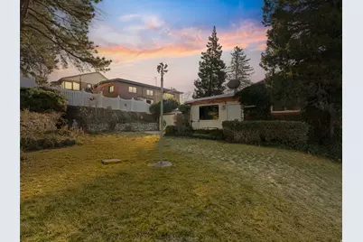 975 E 1050 N, Bountiful, UT 84010 - Photo 16