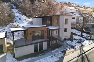 7571 S Prospector Dr E, Cottonwood Heights, UT 84121 - Photo 64