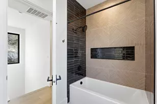 7571 S Prospector Dr E, Cottonwood Heights, UT 84121 - Photo 20