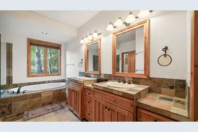 3460 Sun Ridge Dr, Deer Valley, UT 84060 - Photo 14