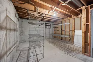 8081 S Beaumont Dr, Sandy, UT 84093 - Photo 24