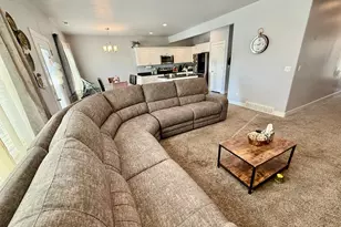 1021 E 1225 S, Clearfield, UT 84015 - Photo 14