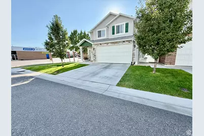 1021 E 1225 S #A, Clearfield, UT 84015 - Photo 2