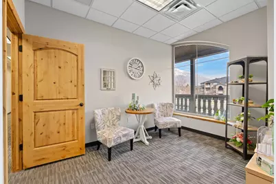 843 N 900 W #305, Orem, UT 84057 - Photo 36