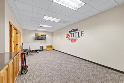 843 N 900 W #305, Orem, UT 84057 - Photo 32