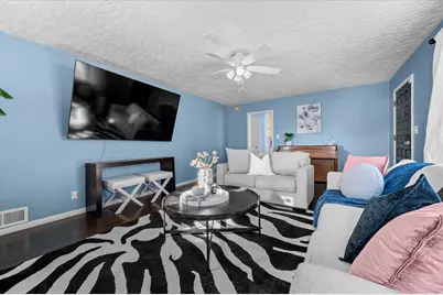 4851 S 2075 W, Roy, UT 84067 - Photo 6