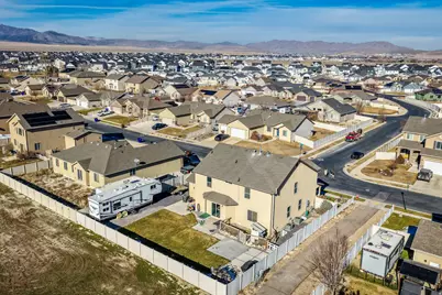 1108 E Searle Ln, Eagle Mountain, UT 84005 - Photo 44