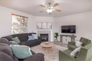 1845 W Canyon View Dr, Saint George, UT 84770 - Photo 2