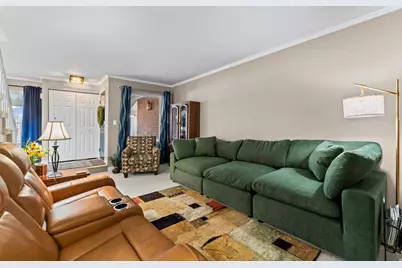 67 W Pheasantbrook Dr, Centerville, UT 84014 - Photo 8