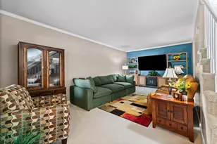 67 W Pheasantbrook Dr, Centerville, UT 84014 - Photo 4