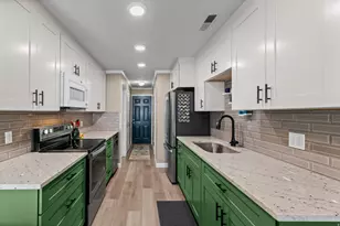 67 W Pheasantbrook Dr, Centerville, UT 84014 - Photo 2