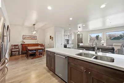 2369 E Murray Holladay Rd S #A202, Holladay, UT 84117 - Photo 16