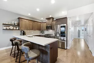 2369 E Murray Holladay Rd S, Holladay, UT 84117 - Photo 12