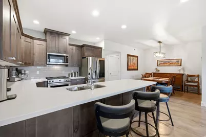 2369 E Murray Holladay Rd S #202, Holladay, UT 84117 - Photo 12