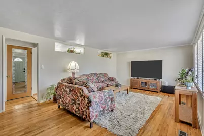 8411 S 1475 E, Sandy, UT 84093 - Photo 4