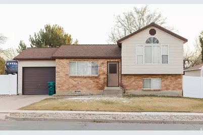126 E 1150 N, Layton, UT 84041 - Photo 1