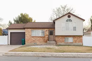 126 E 1150 N, Layton, UT 84041 - Photo 1