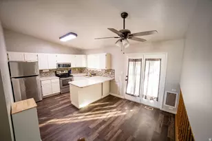 126 E 1150 N, Layton, UT 84041 - Photo 4