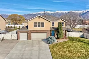499 S Wellington Dr W, Kaysville, UT 84037 - Photo 1