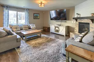 499 S Wellington Dr W, Kaysville, UT 84037 - Photo 12