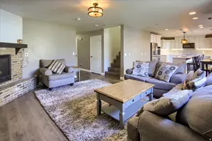 499 S Wellington Dr W, Kaysville, UT 84037 - Photo 10