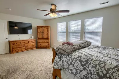 499 S Wellington Dr W, Kaysville, UT 84037 - Photo 18