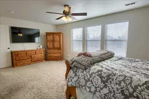 499 S Wellington Dr W, Kaysville, UT 84037 - Photo 18