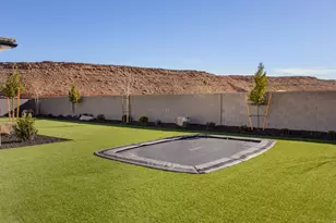 328 E Mayfield Woods Ln, Washington, UT 84780 - Photo 4