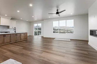 14632 S Wyatt Run Dr, Herriman, UT 84096 - Photo 4