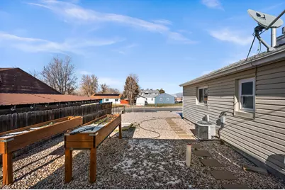 74 S Broadway St, Tooele, UT 84074 - Photo 18