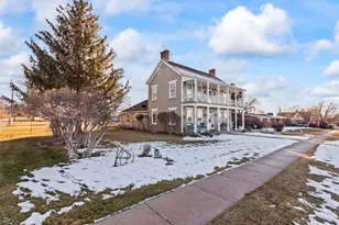 155 W Center St, Fillmore, UT 84631 - Photo 2