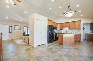 5030 Little Water Peak Dr, Riverton, UT 84065 - Photo 6