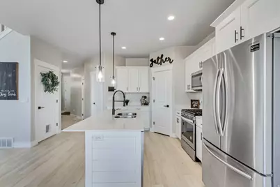 4284 W Hemsley Ln S, Herriman, UT 84096 - Photo 6