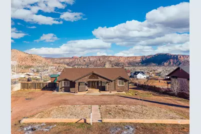 640 N Juniper St, Hildale, UT 84784 - Photo 2