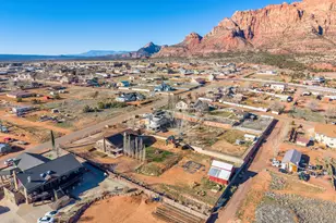 640 N Juniper St, Hildale, UT 84784 - Photo 78