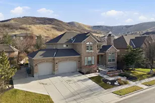 843 N Eaglepointe Dr E, North Salt Lake, UT 84054 - Photo 4