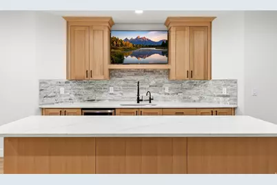 843 N Eaglepointe Dr E, North Salt Lake, UT 84054 - Photo 48