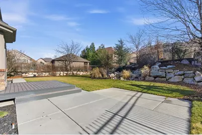 843 N Eaglepointe Dr E, North Salt Lake, UT 84054 - Photo 56