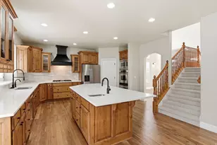 843 N Eaglepointe Dr E, North Salt Lake, UT 84054 - Photo 20