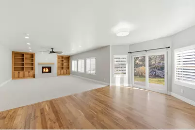 843 N Eaglepointe Dr E, North Salt Lake, UT 84054 - Photo 24