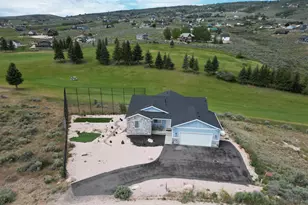 29 Wedge Way, Garden City, UT 84028 - Photo 2