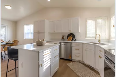 1344 W Bristol Ridge Rd, West Jordan, UT 84088 - Photo 22